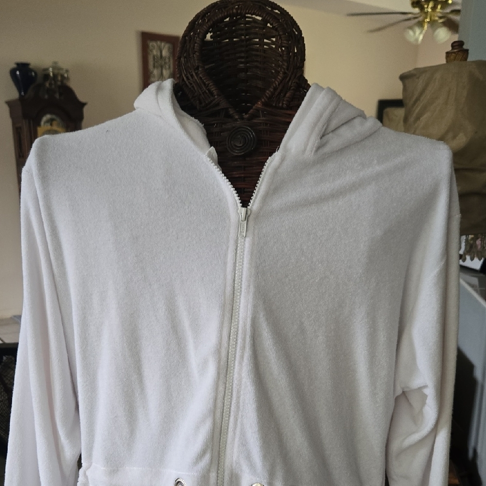 RAPZ White Hooded Terry Robe/Jacket with Drawstring Closure - Picture 8 of 13